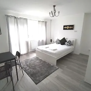 N1 6rj Apartahotel